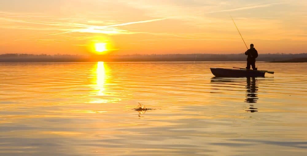 Os melhores destinos para pescar em Minas Gerais.