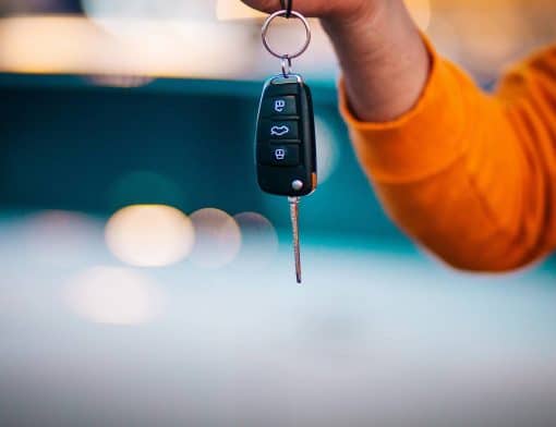 alugar carro sem cartão de crédito