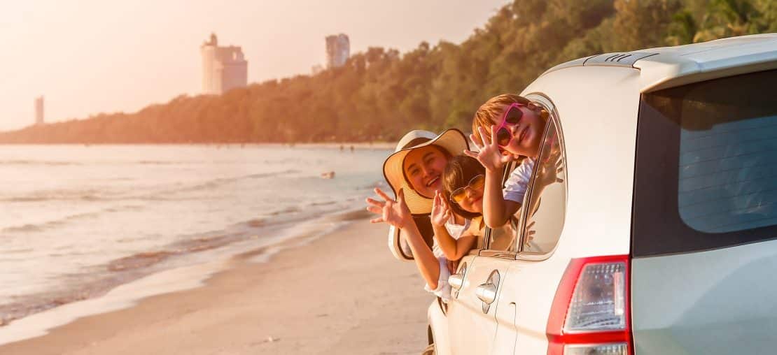 Vai viajar no Carnaval? Alugue um carro!