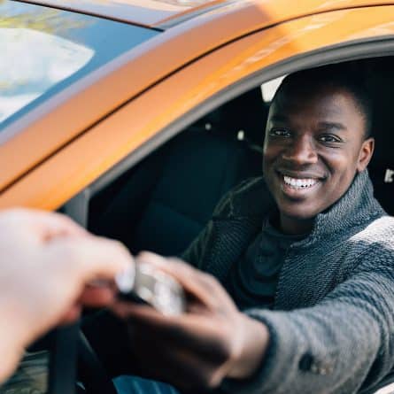 Carros econômicos para alugar: conheça os melhores modelos