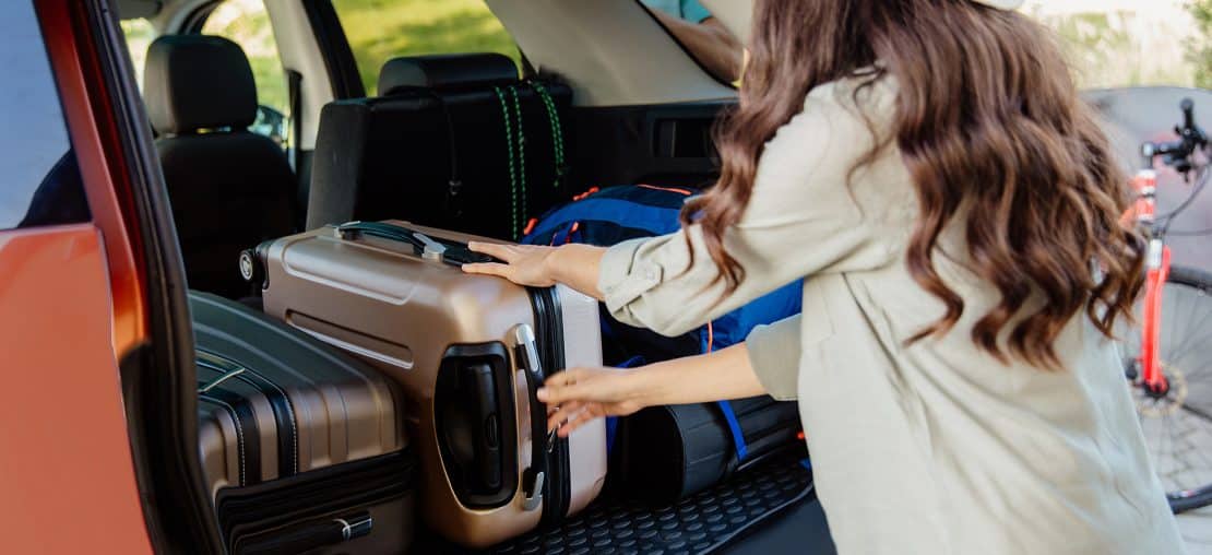 Carros com porta-malas grande