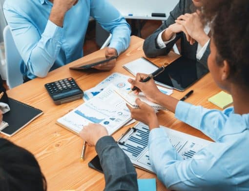 Quais são os principais gastos ocultos de uma frota própria?