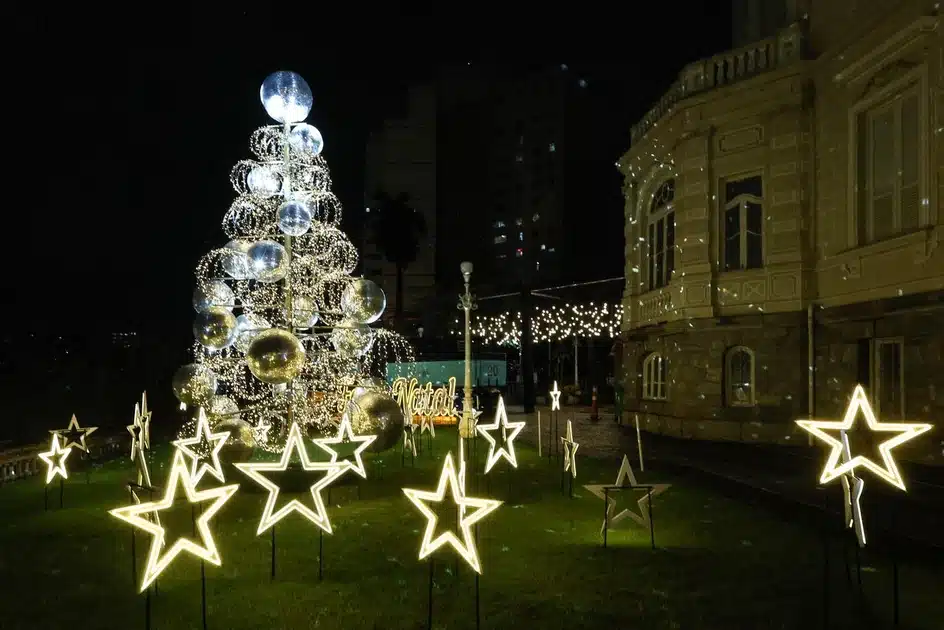 Rua Sapucaí é outra opção interessante para passar o Natal em BH. Foto: Jornal O Tempo