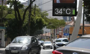 Confira quais são os principais cuidados com o carro no calor