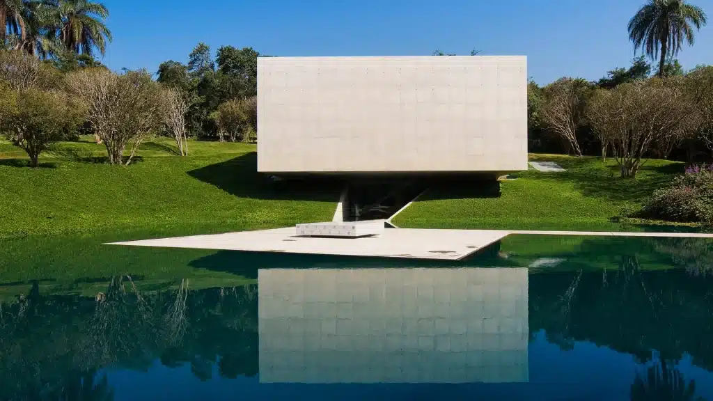 Galeria Adriana Varejão impressiona pela arquitetura ousada. Foto: Reprodução/Inhotim