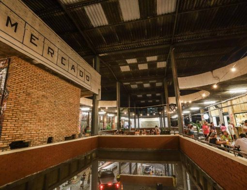 Mercado Novo se tornou um centro da vida noturna no turismo em BH. Foto: Reprodução/IDR/Flavio Tavares
