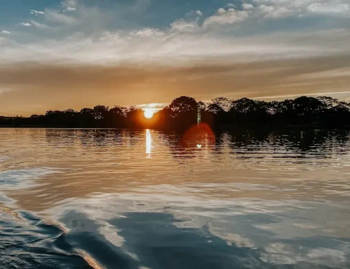 Conheça os melhores destinos para viajar no 7 de setembro, como Três Marias. Foto: Reprodução