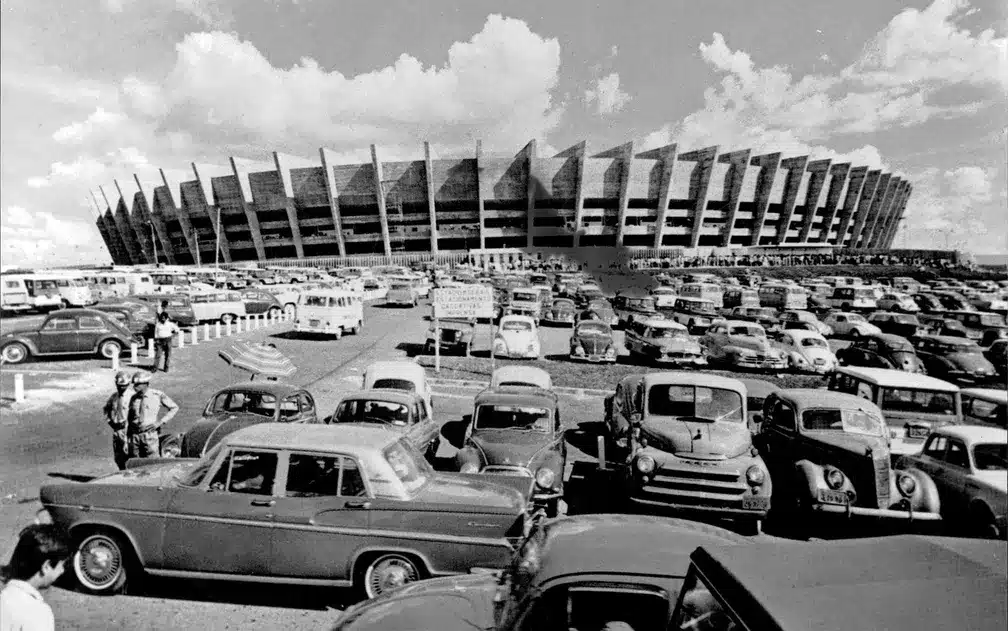 Estádio Mineirão entre a década de 70 e 80. Foto: Reprodução